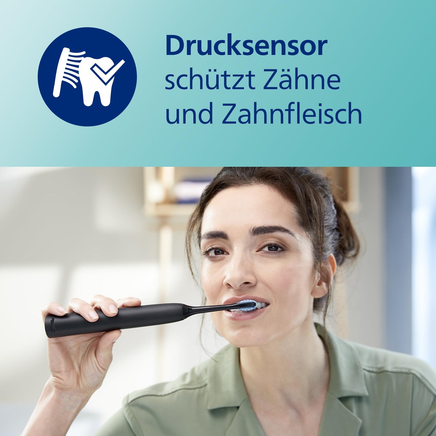 Philips Sonicare ExpertClean 7300 elektrische Zahnbürste, Schallzahnbürste mit App, 3 Putzmodi und 3 Intensitätsstufen, Drucksensor, Reiseetui, Schwarz, Model HX9601/02