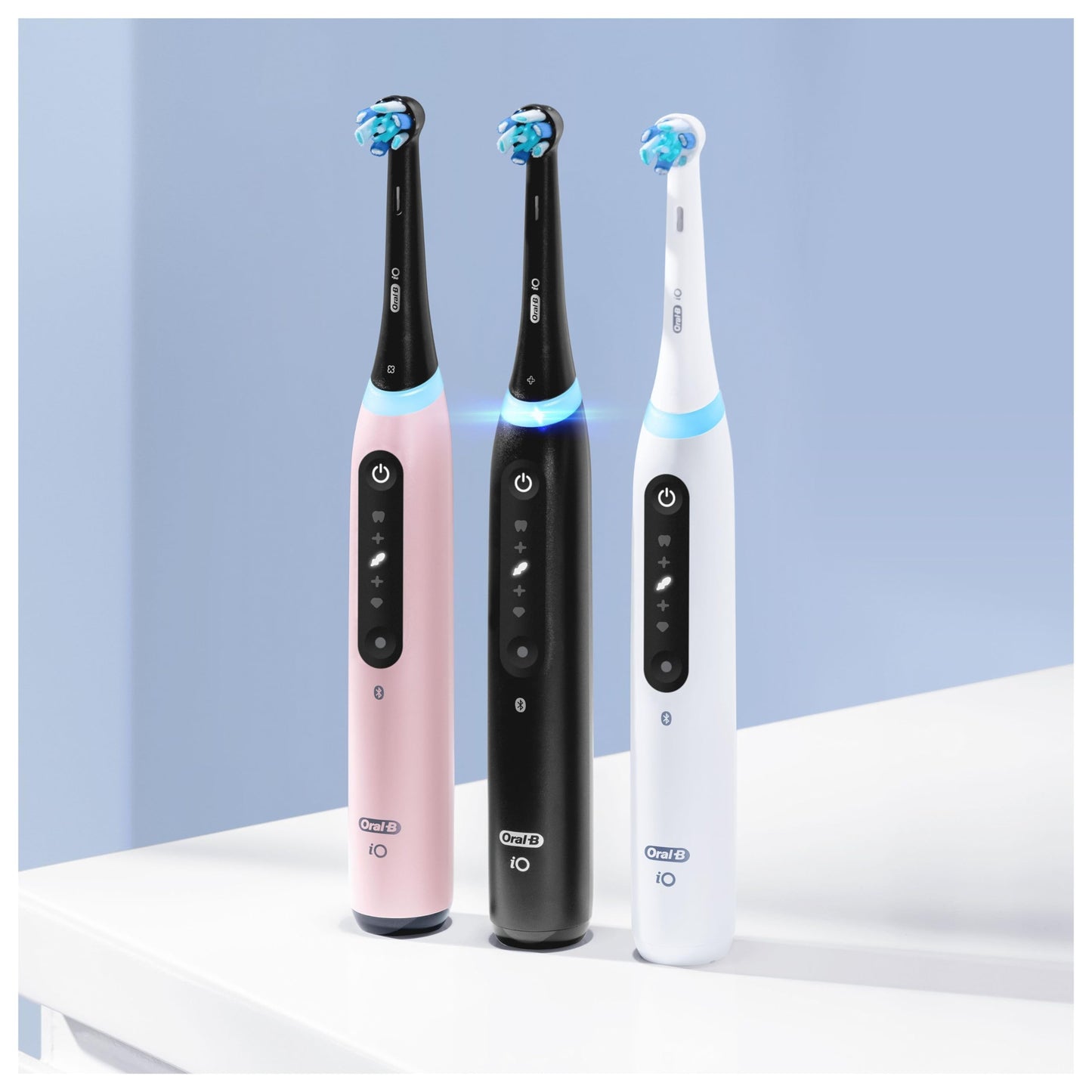 Oral-B iO Series 5 Elektrische Zahnbürste/Electric Toothbrush, Magnet-Technologie, 5 Putzmodi für Zahnpflege, LED-Anzeige & Reiseetui, Designed by Braun, matt black