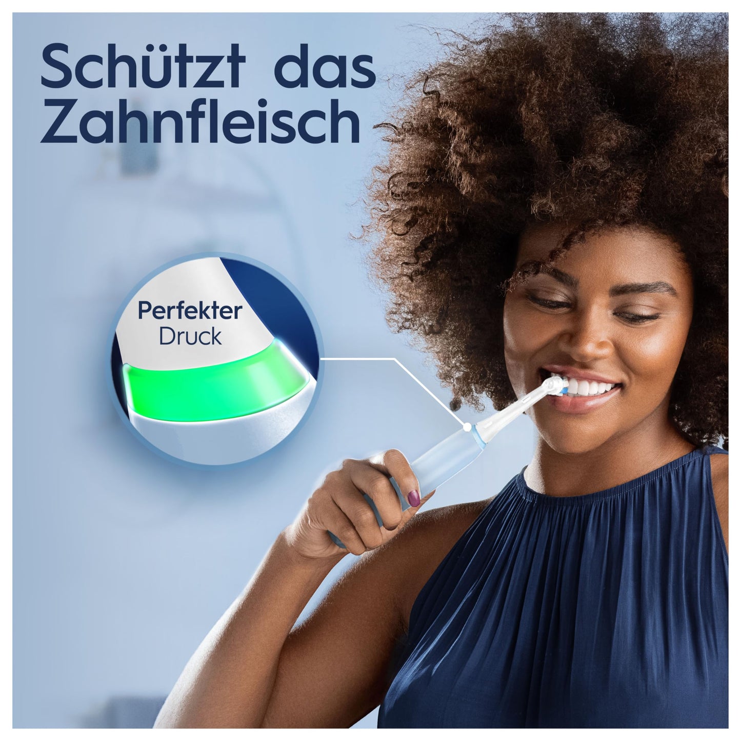 Oral-B iO Series 3 Plus Edition Elektrische Zahnbürste, Electric Toothbrush, PLUS 3 Aufsteckbürsten, 3 Putzmodi für Zahnpflege, Designed by Braun, TESTSIEGER Stiftung Warentest (12/2024), Ice Blau